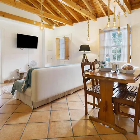 別荘 Adega Perola *