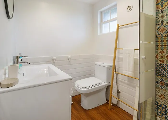 Adega Perola * Cais do Galego