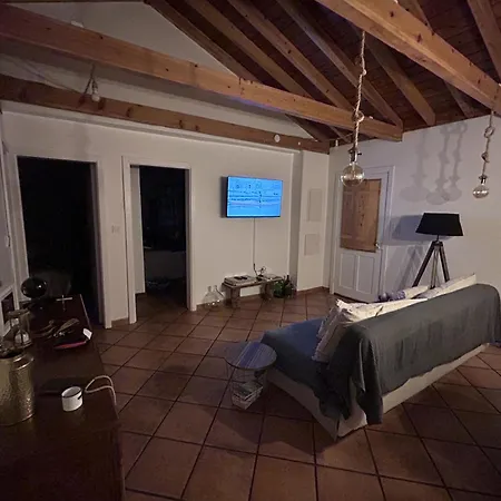 Adega Perola Feriehus Cais do Galego