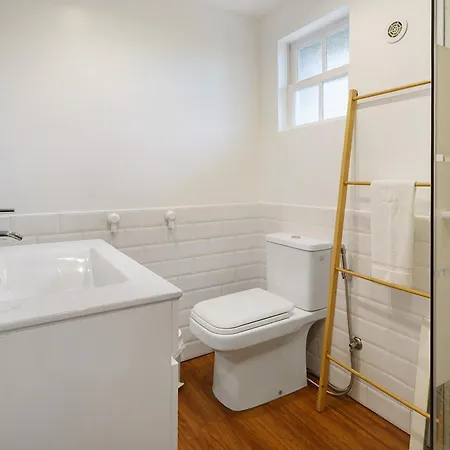 Adega Perola * Cais do Galego