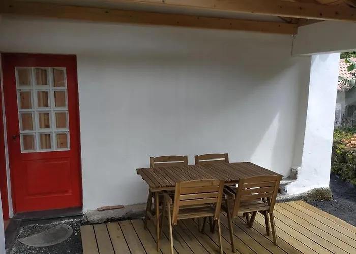 Adega Perola * Cais do Galego