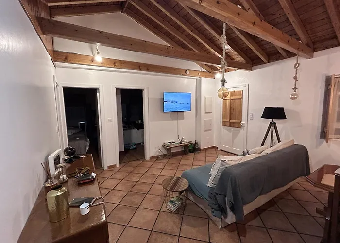 Adega Perola בית נופש *